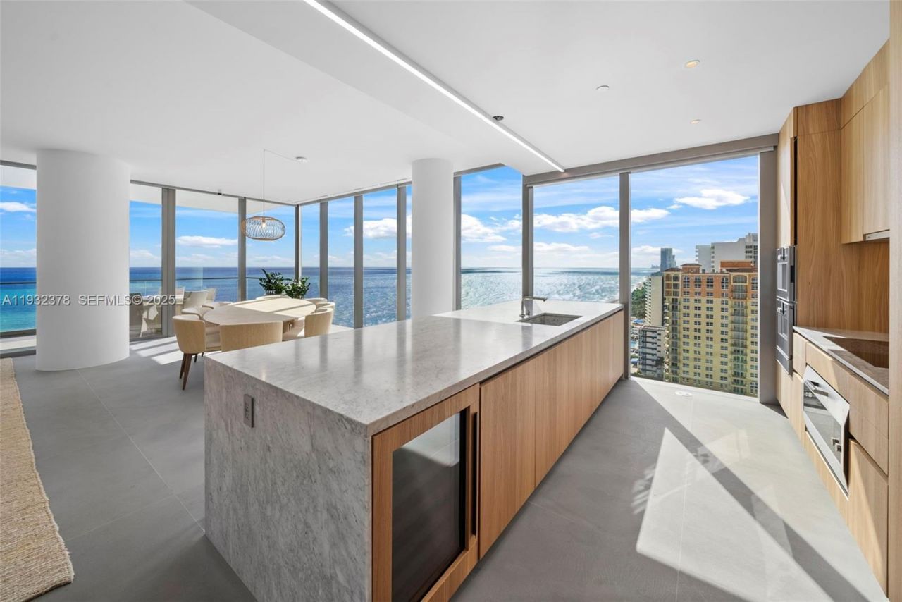 2000 S Ocean Dr , Unit 18B, Hallandale Beach, FL 33009 Photo