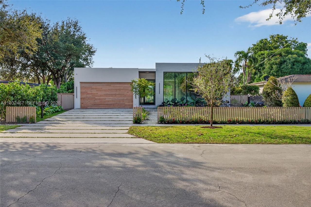 830 Oriole Ave, Miami Springs, FL 33166 Photo