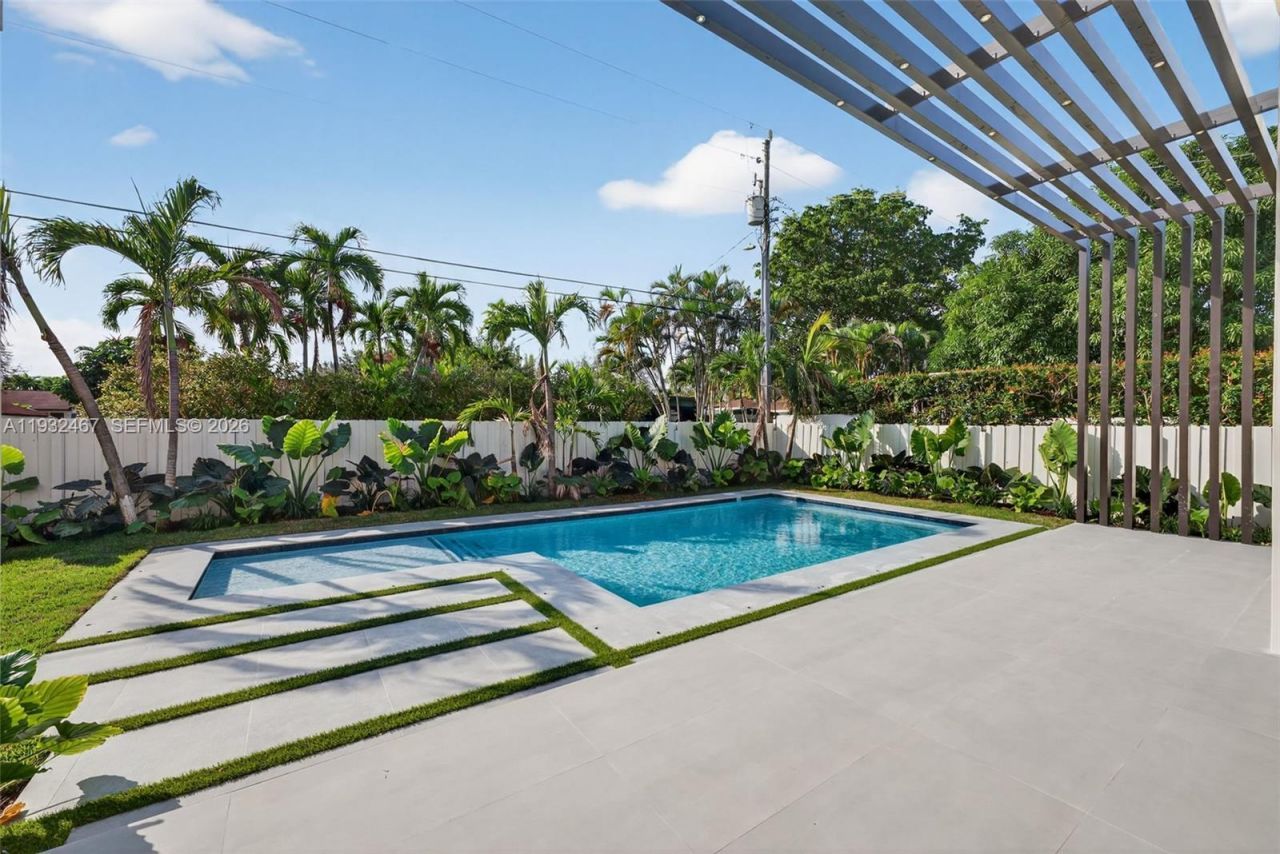 830 Oriole Ave, Miami Springs, FL 33166 Photo