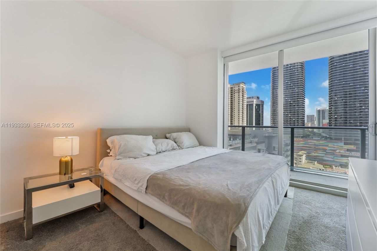 1100 S Miami Ave , Unit 1607, Miami, FL 33130 Photo