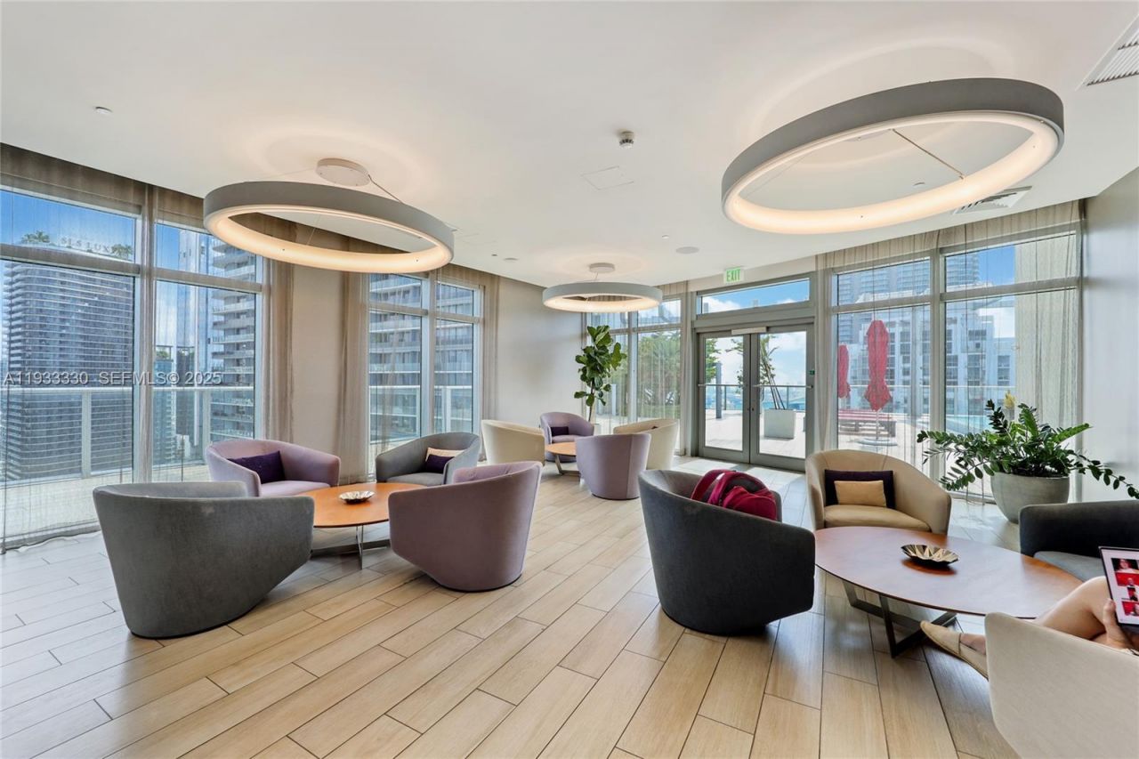 1100 S Miami Ave , Unit 1607, Miami, FL 33130 Photo