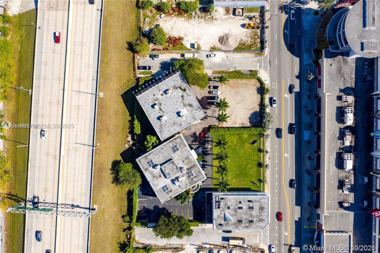 3620 NE Miami Pl , Miami, FL 33137 Photo