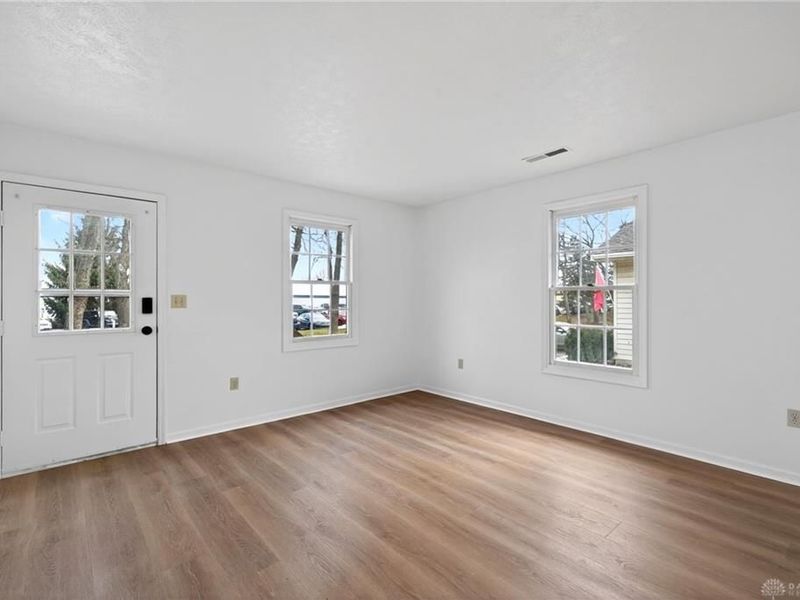 518 Regal Avenue, West Carrollton, OH 45449 Photo 10