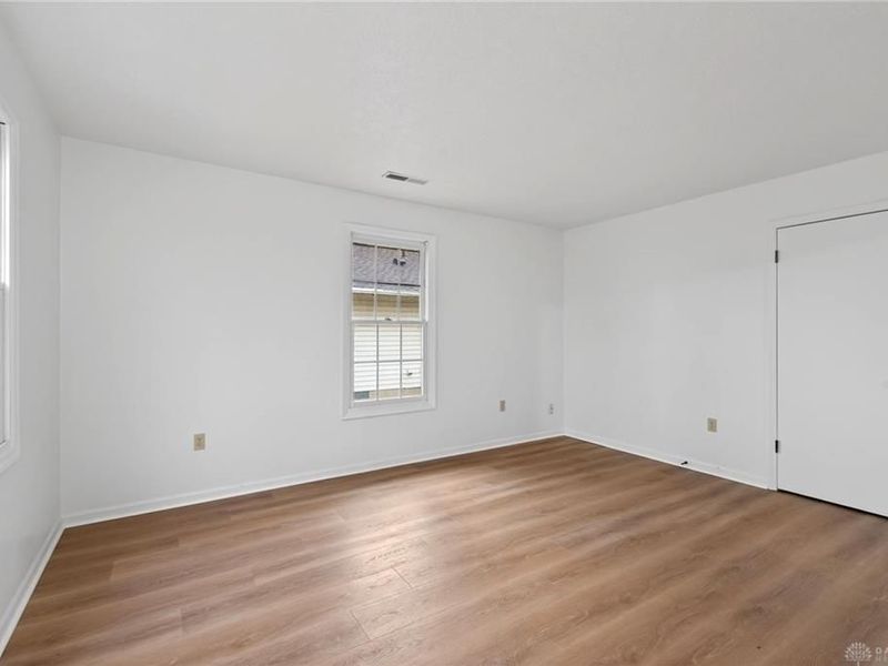 518 Regal Avenue, West Carrollton, OH 45449 Photo 7