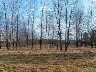 6139 Sharp Road , Swartz Creek, MI 48473