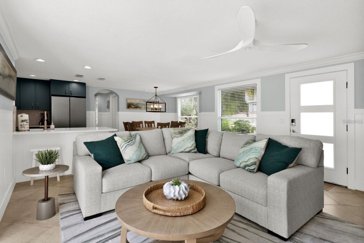 6201 Holmes Boulevard, Holmes Beach, FL 34217 Photo