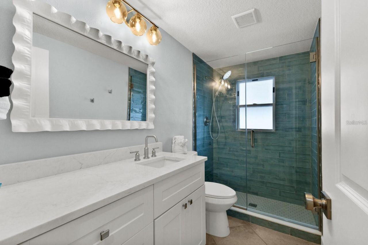 6201 Holmes Boulevard, Holmes Beach, FL 34217 Photo