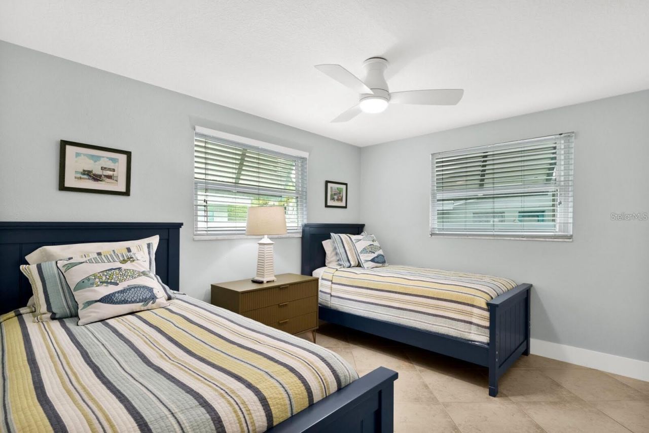 6201 Holmes Boulevard, Holmes Beach, FL 34217 Photo