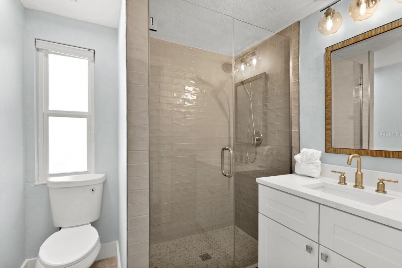 6201 Holmes Boulevard, Holmes Beach, FL 34217 Photo