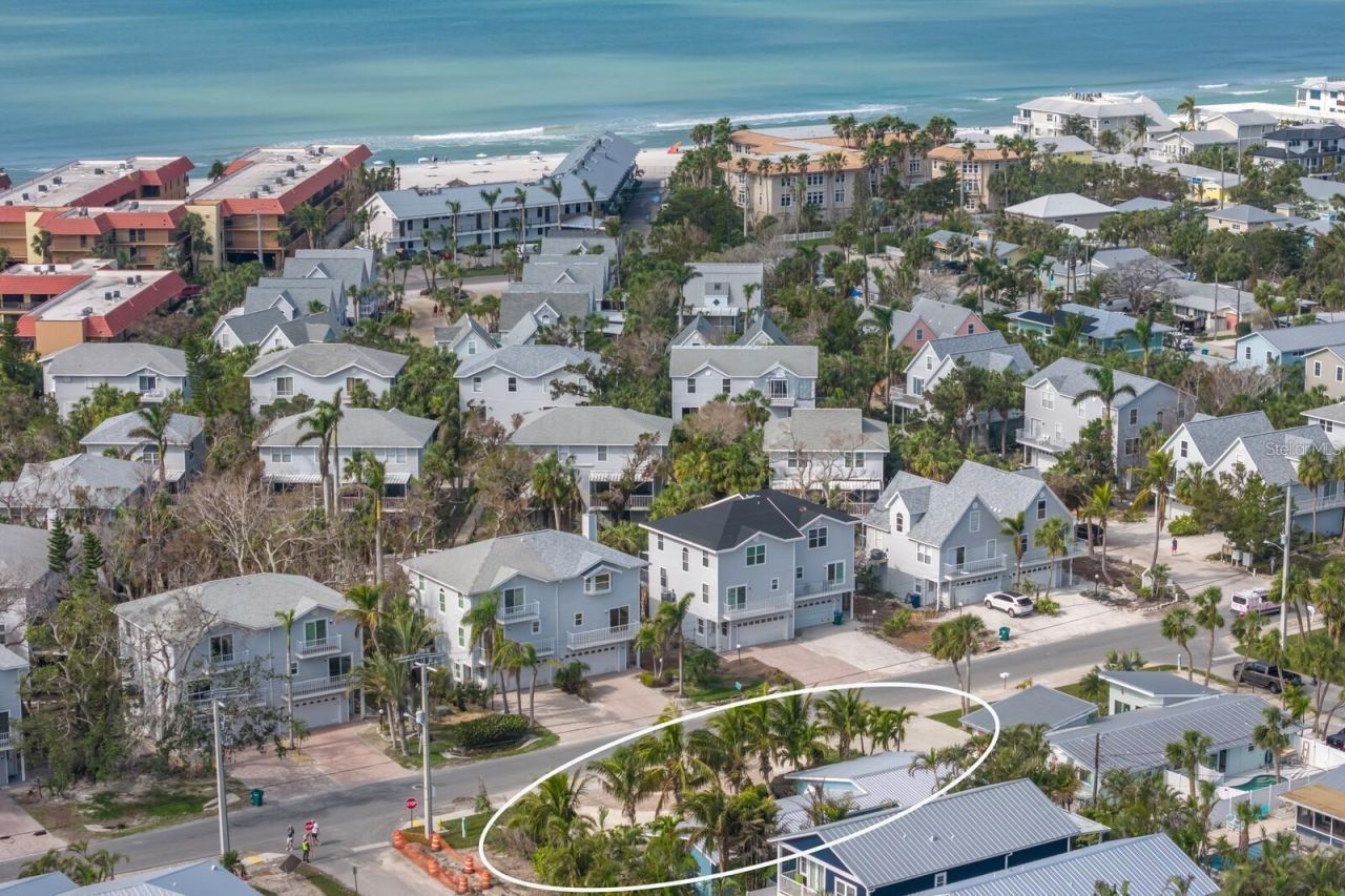 6201 Holmes Boulevard, Holmes Beach, FL 34217 Photo