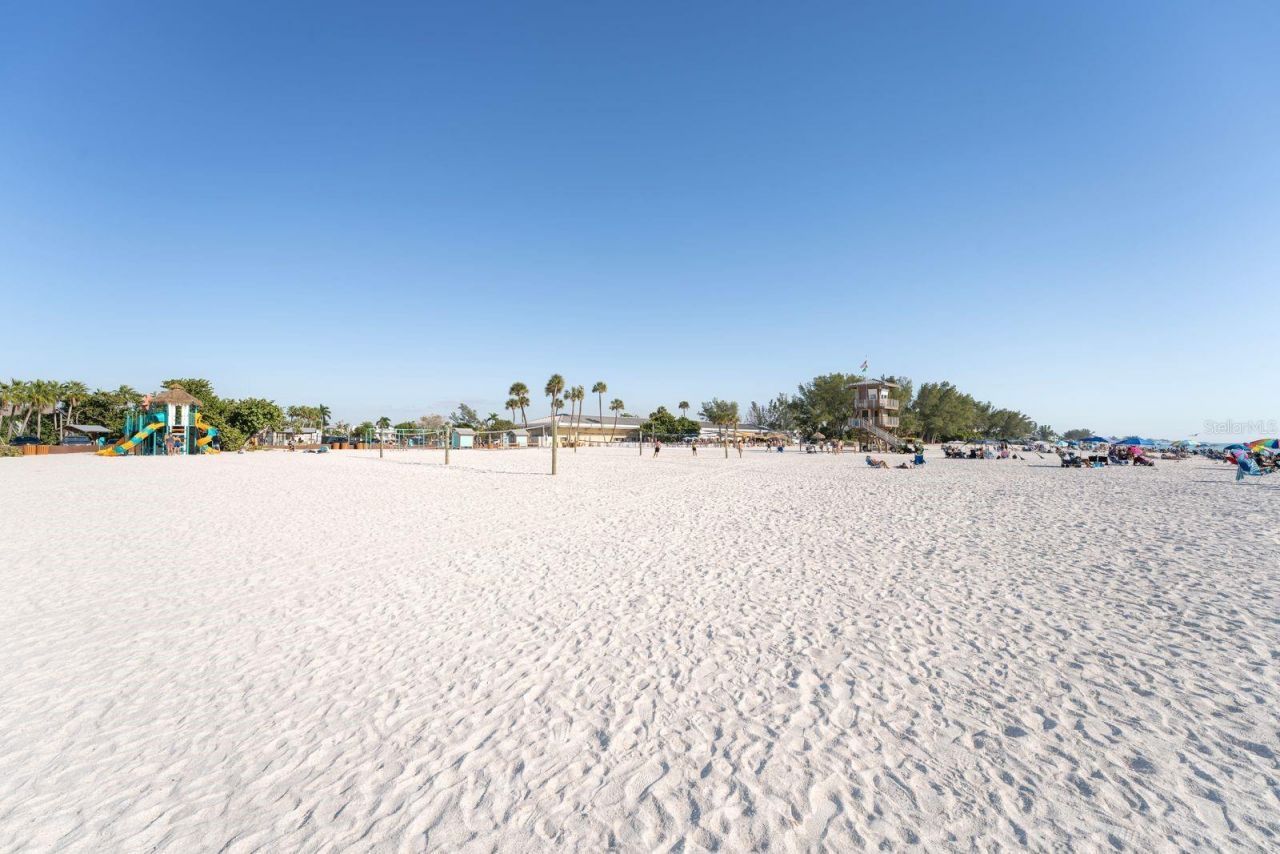 6201 Holmes Boulevard, Holmes Beach, FL 34217 Photo