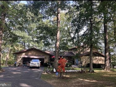 3725 OAKLAND ROAD, BETHLEHEM, PA 18020