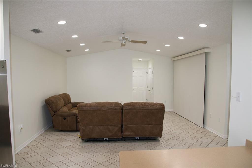 1433 Captains Walk, Unit 18C, Fort Pierce, FL 34950 Photo