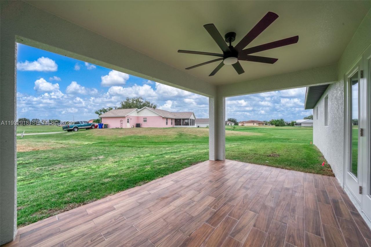 6724 Heavitree Dr, Sebring, FL 33876 Photo