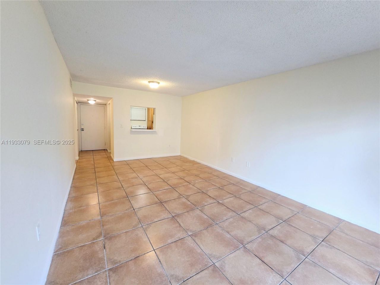 3600 NW 21st St, Unit 103, Lauderdale Lakes, FL 33311 Photo