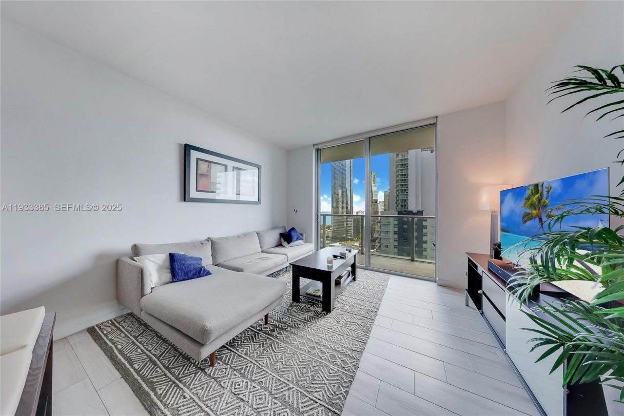 1100 S Miami Ave , Unit 2504, Miami, FL 33130 Photo