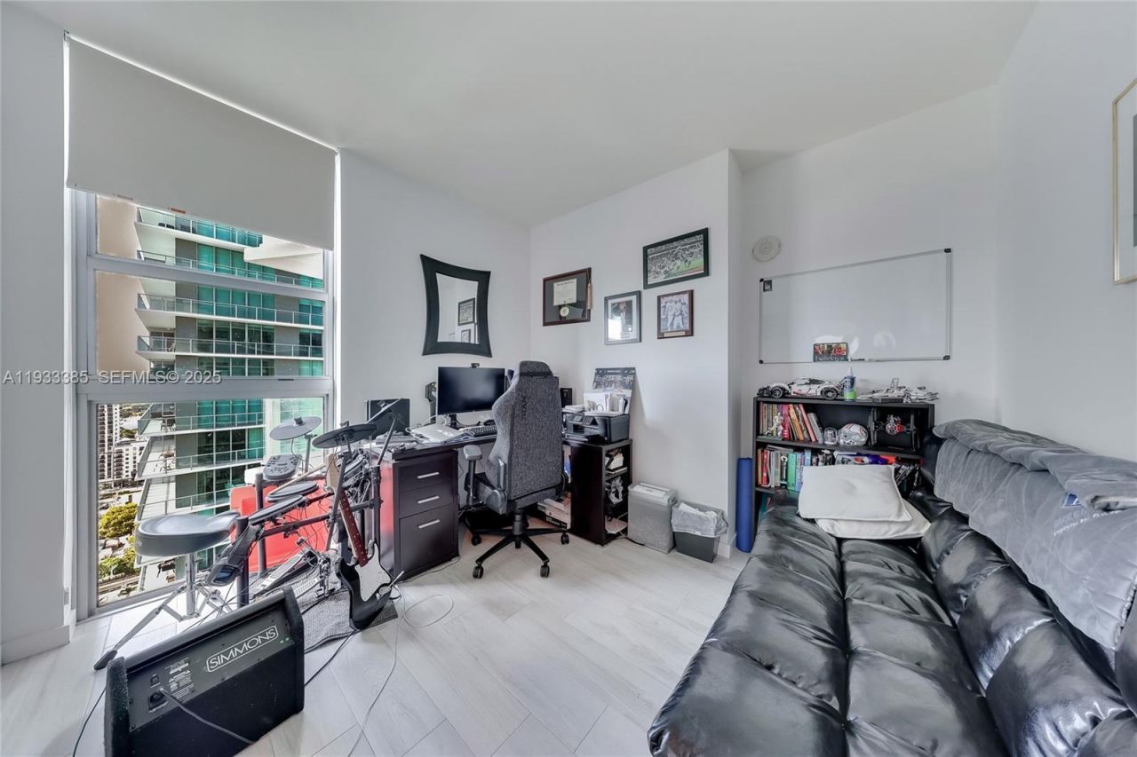 1100 S Miami Ave , Unit 2504, Miami, FL 33130 Photo