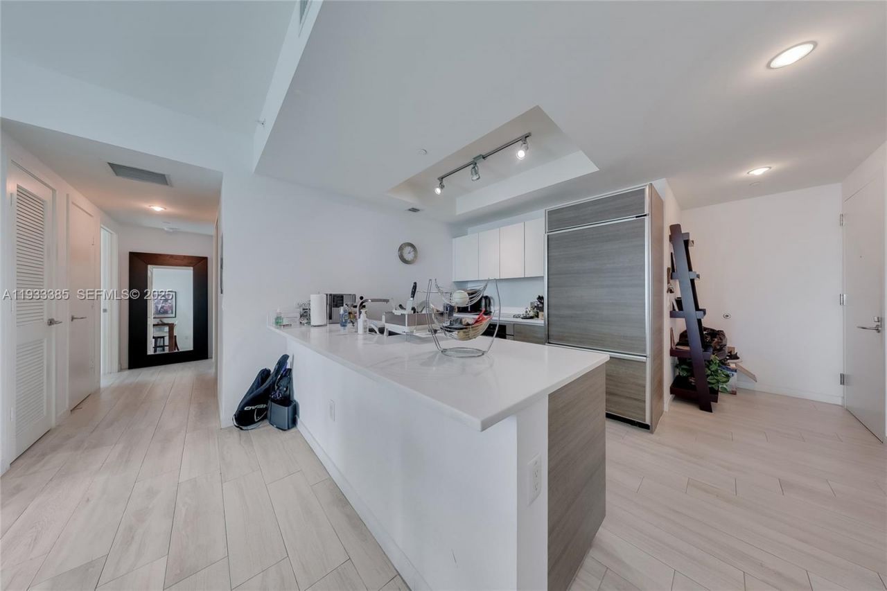 1100 S Miami Ave , Unit 2504, Miami, FL 33130 Photo