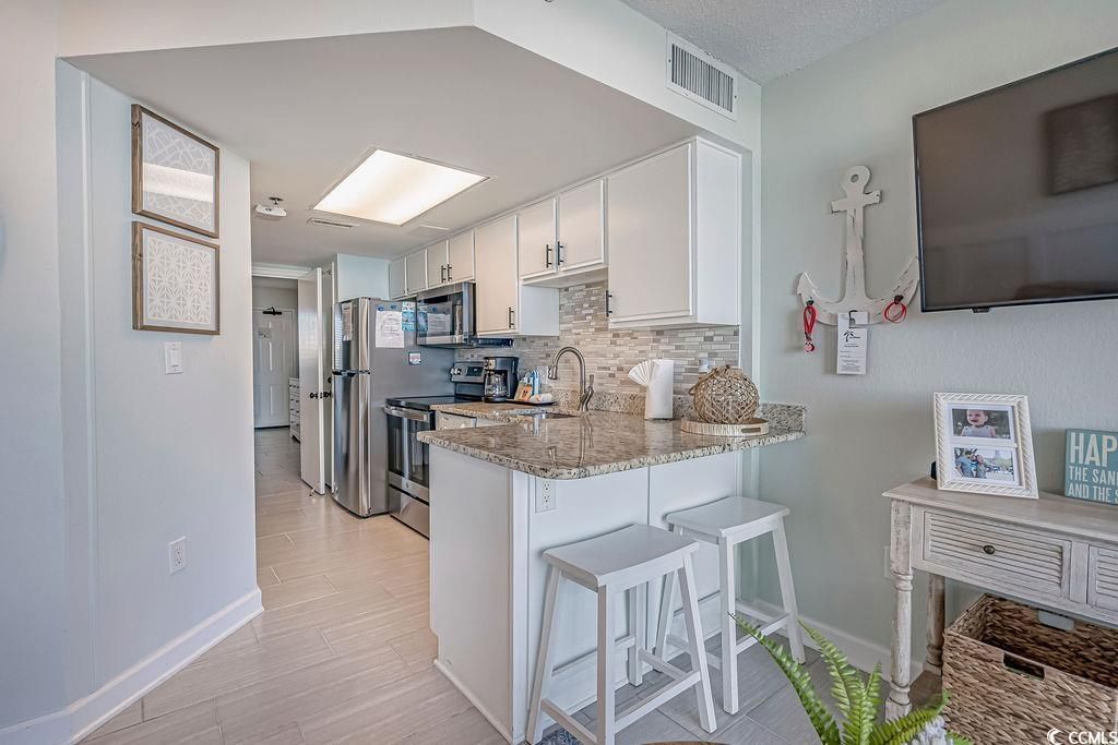 161 Seawatch Dr. Photo 8