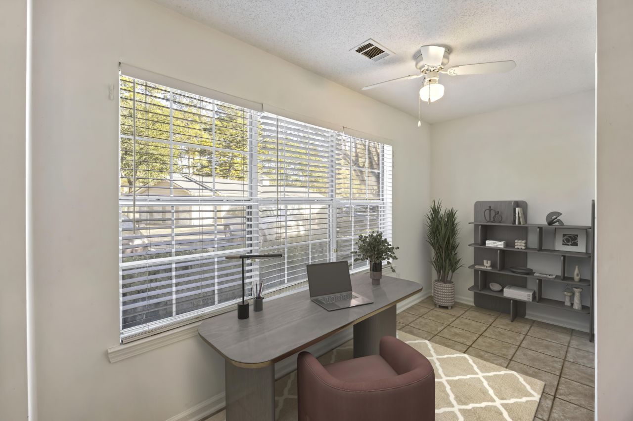 188 Midland Parkway Photo 16