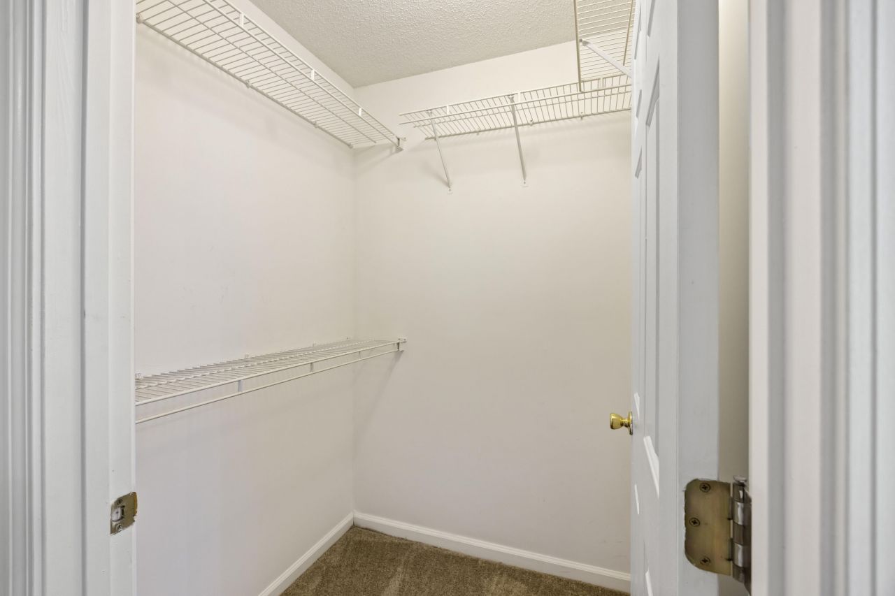 188 Midland Parkway Photo 21