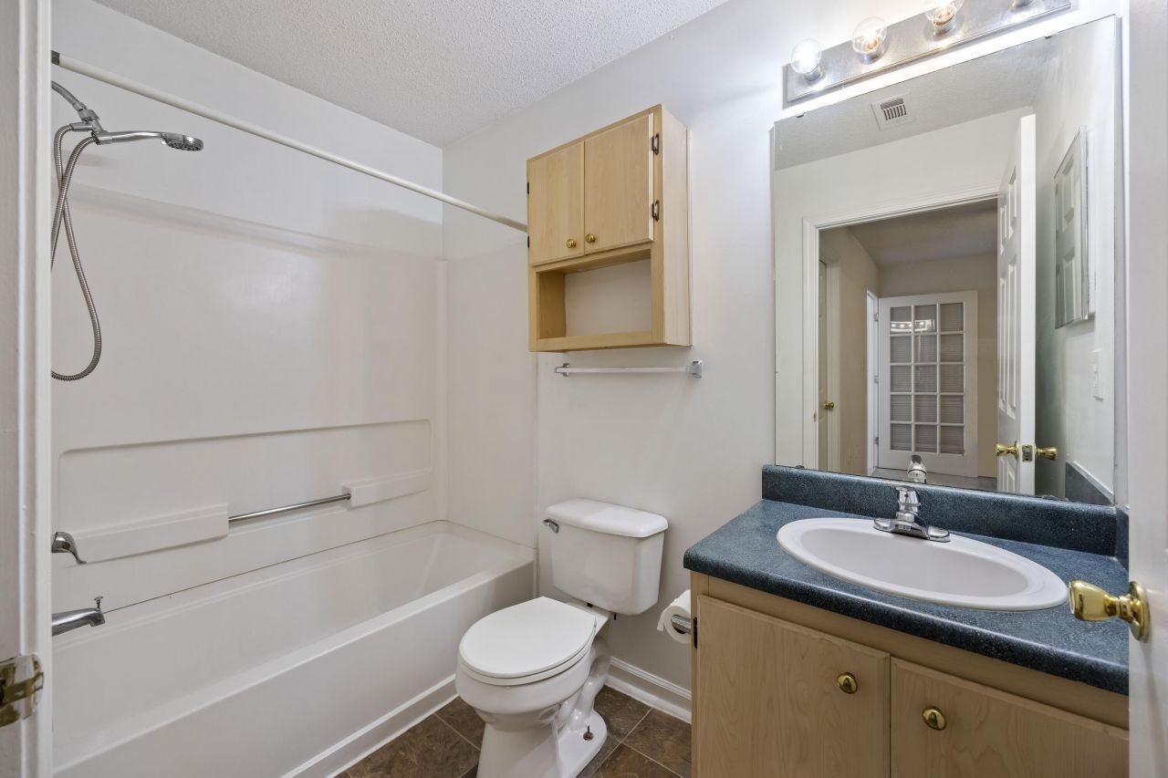 188 Midland Parkway Photo 22