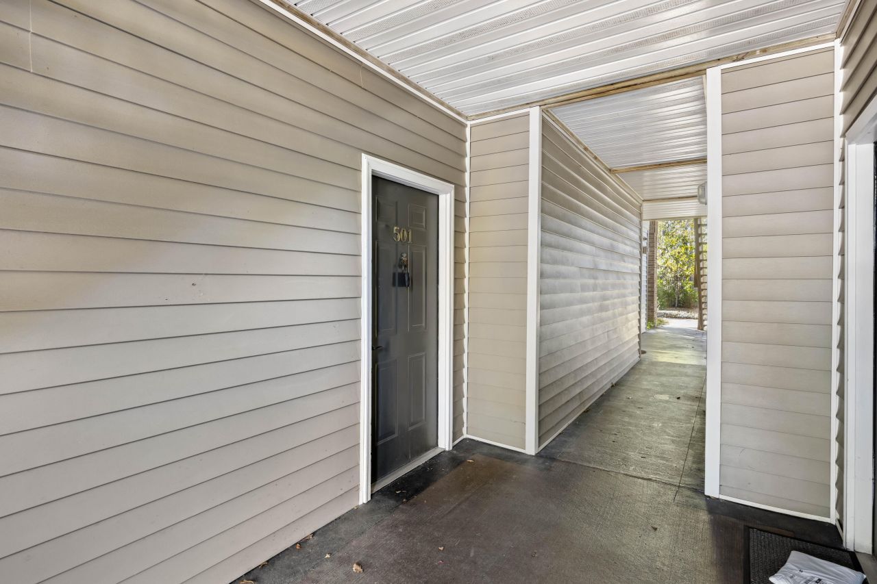 188 Midland Parkway Photo 27