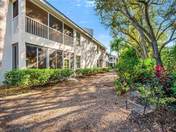 3755 Fieldstone BLVD, Unit 1203, NAPLES, FL 34109