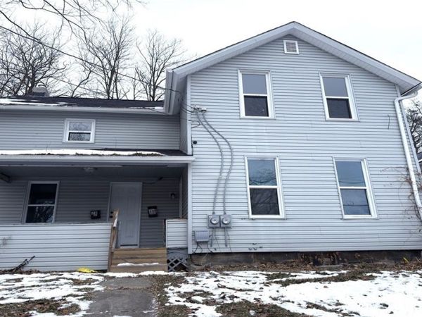 28 Christie Street, Akron, OH 44303