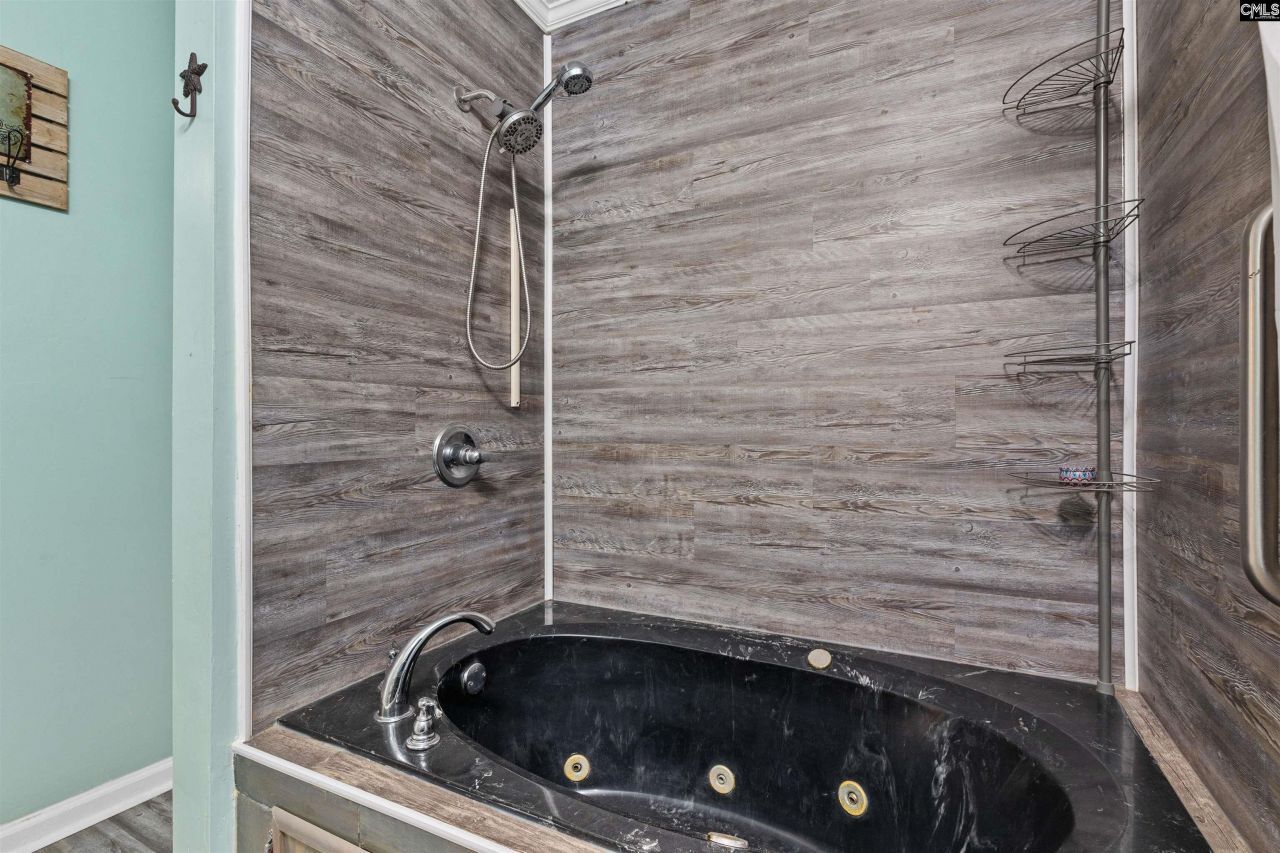 278 Megill Drive Photo 22