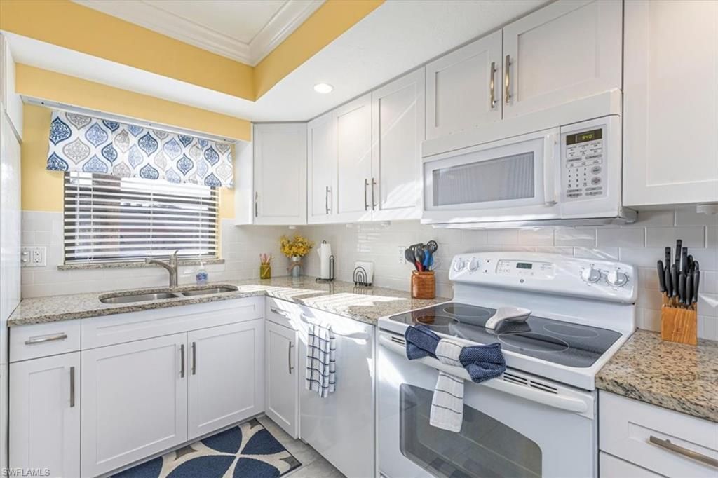 344 Charlemagne Blvd, Unit F203, Naples, FL 34112 Photo