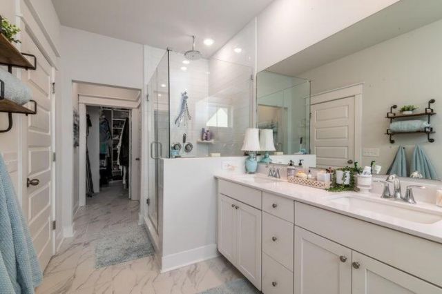 1512 Martel Street Photo 15