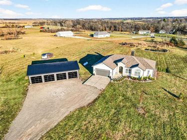 5199 SE Fox Run Road, Lathrop, MO 64465