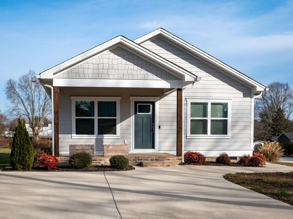 1112 Phillips Street, Cleveland, TN 37311