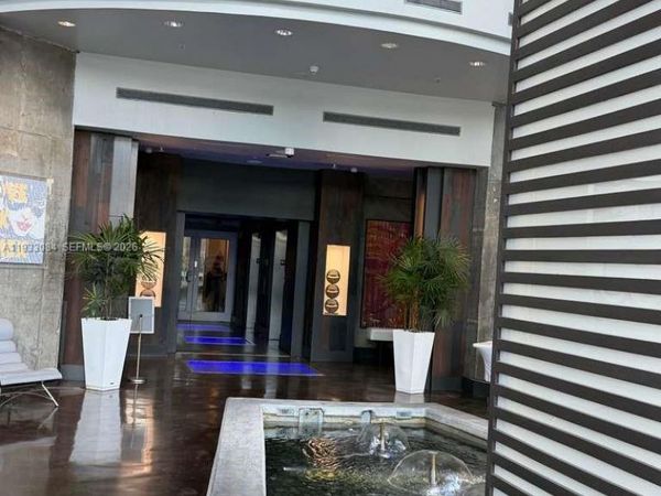 690 SW 1st Ct, Unit 1724, Miami, FL 33130