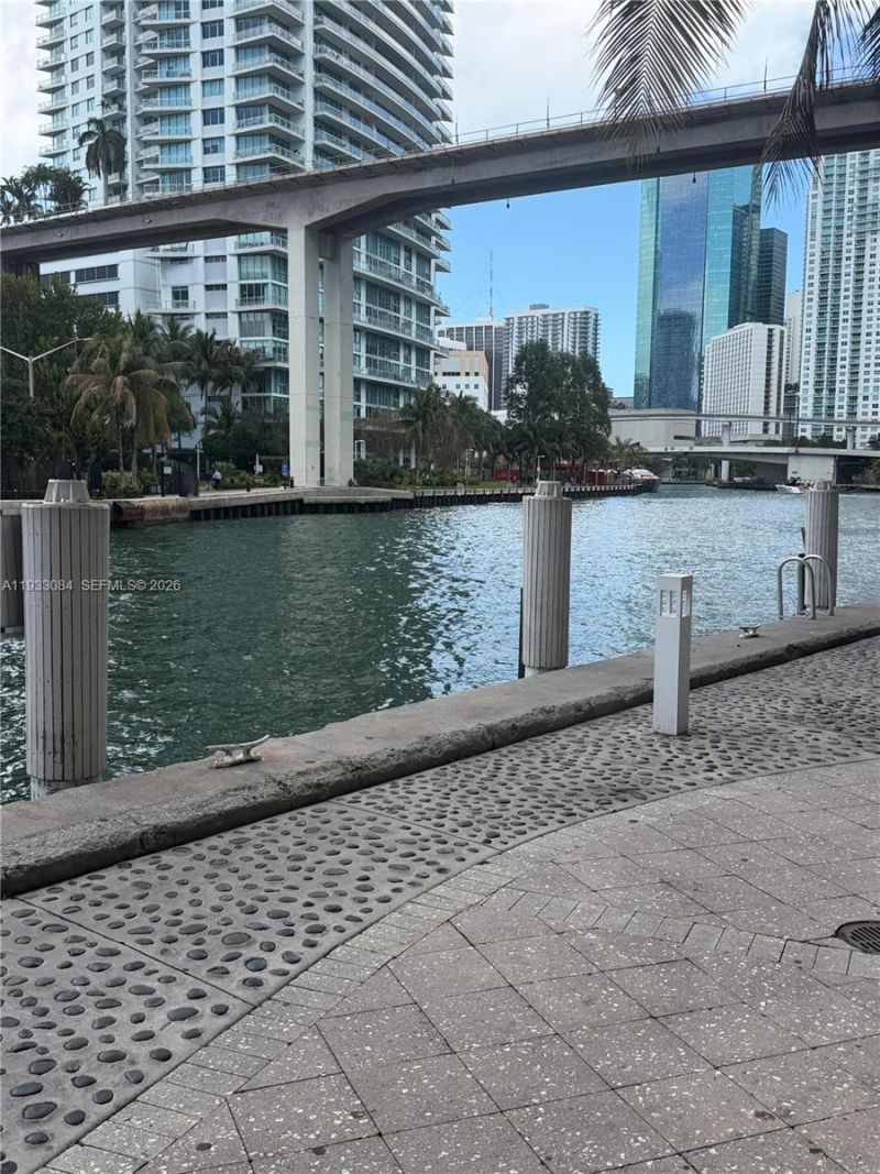 690 SW 1st Ct, Unit 1724, Miami, FL 33130 Photo