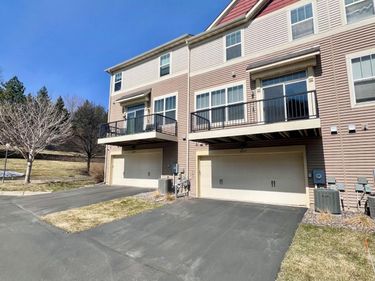 8405 Norwood Lane N, Maple Grove, MN 55369