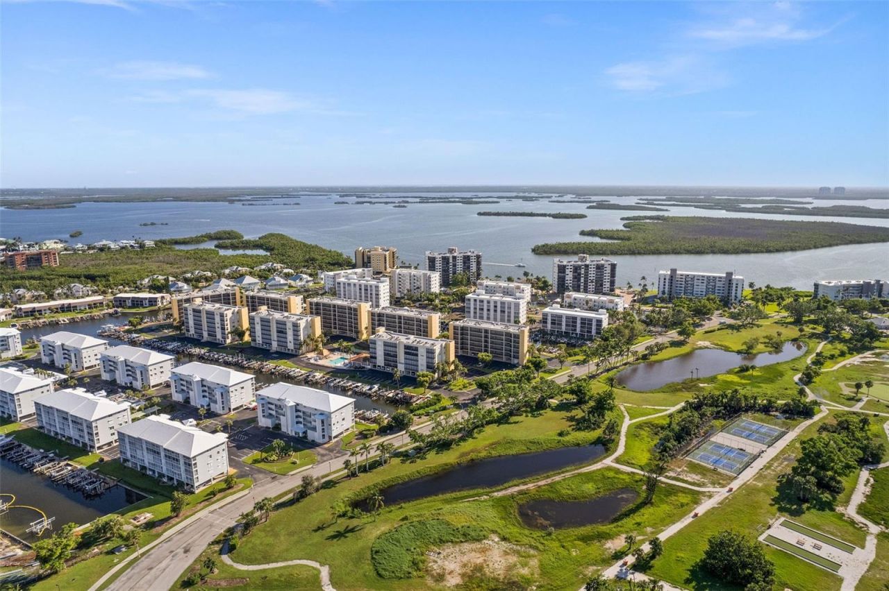 4411 Bay Beach Lane, Unit 744, Fort Myers Beach, FL 33931 Photo