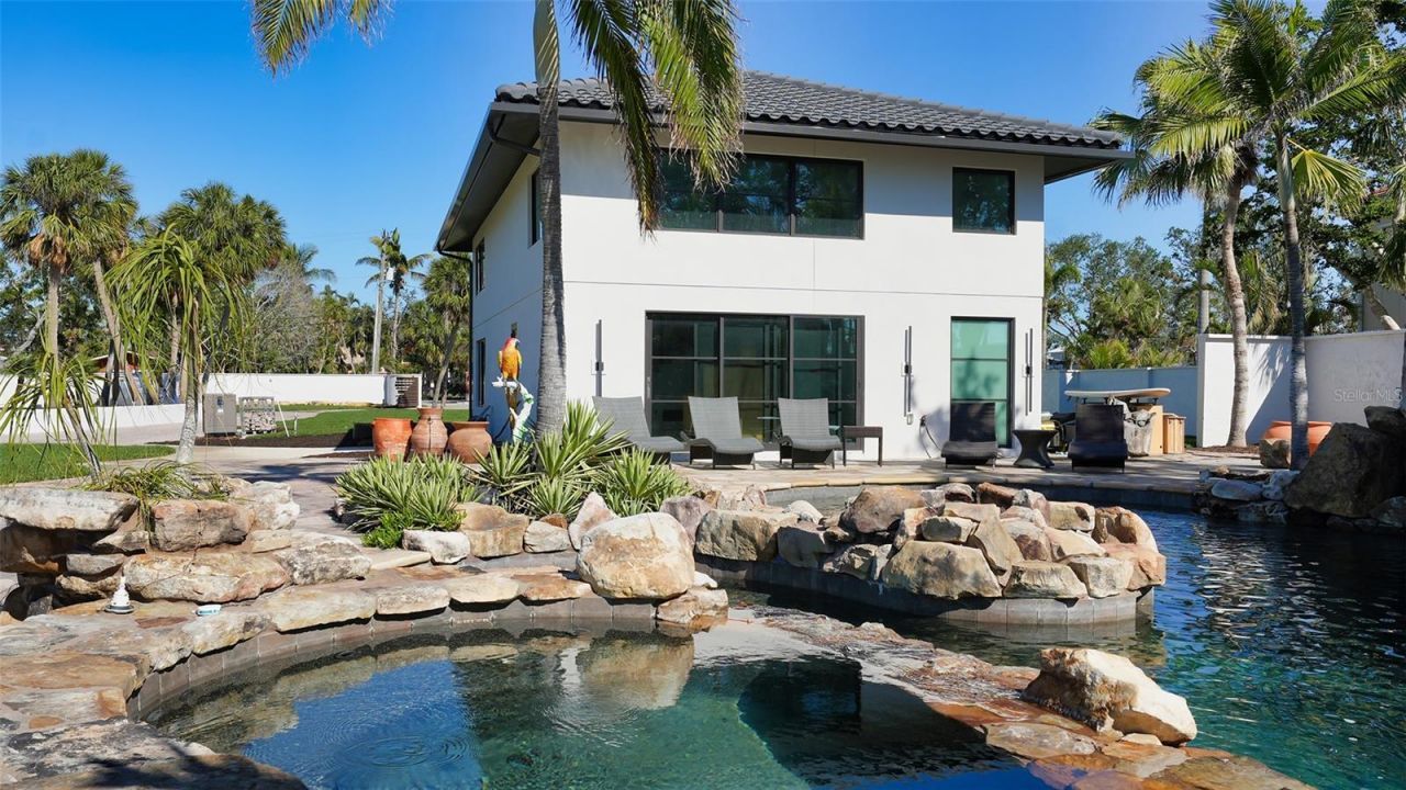 684 Freeling Drive, Sarasota, FL 34242 Photo