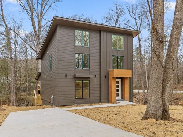 102 Sunnybrook Trail, Signal Mountain, TN 37377