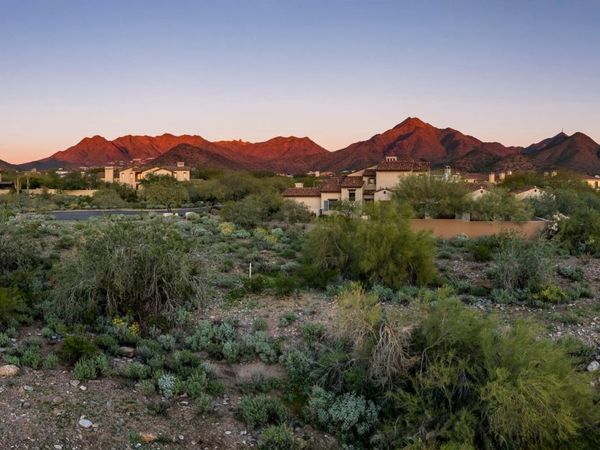 10025 E SIESTA Lane, Unit 3220, Scottsdale, AZ 85255