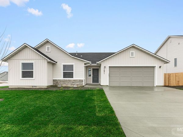 1071 Woods Bog Ave, Middleton, ID 83644