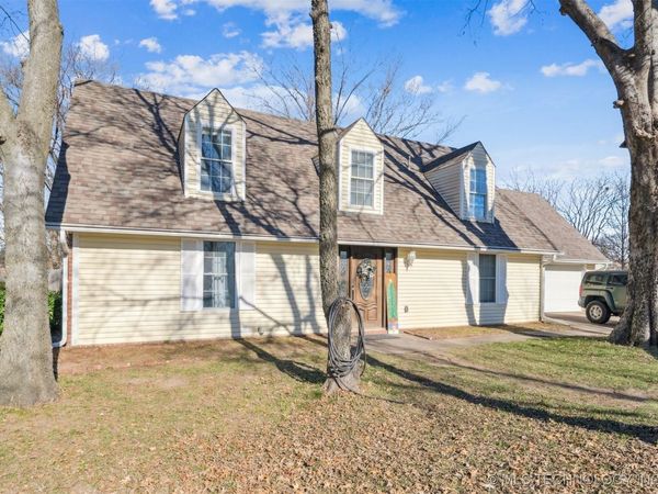 2412 S Maywood Drive, Claremore, OK 74017