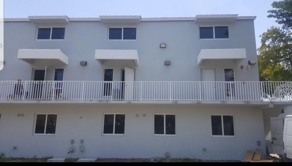 1999 NW 5th Pl, Unit 7, Miami, FL 33136 Photo