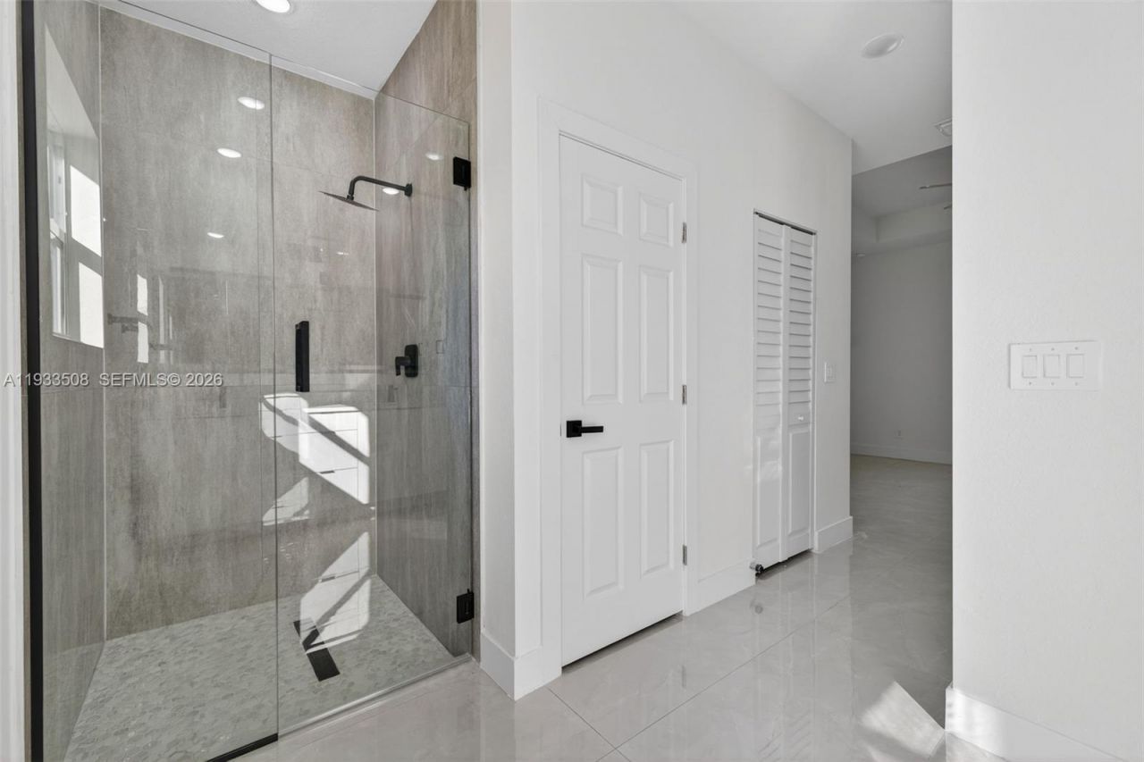 220 Lomax Ave, Lehigh Acres, FL 33974 Photo