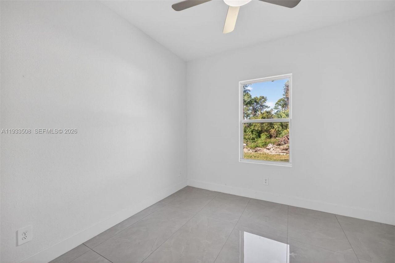 220 Lomax Ave, Lehigh Acres, FL 33974 Photo