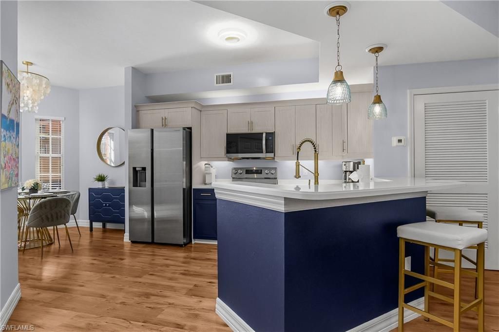 451 Bayfront Pl , Unit 5201, Naples, FL 34102 Photo