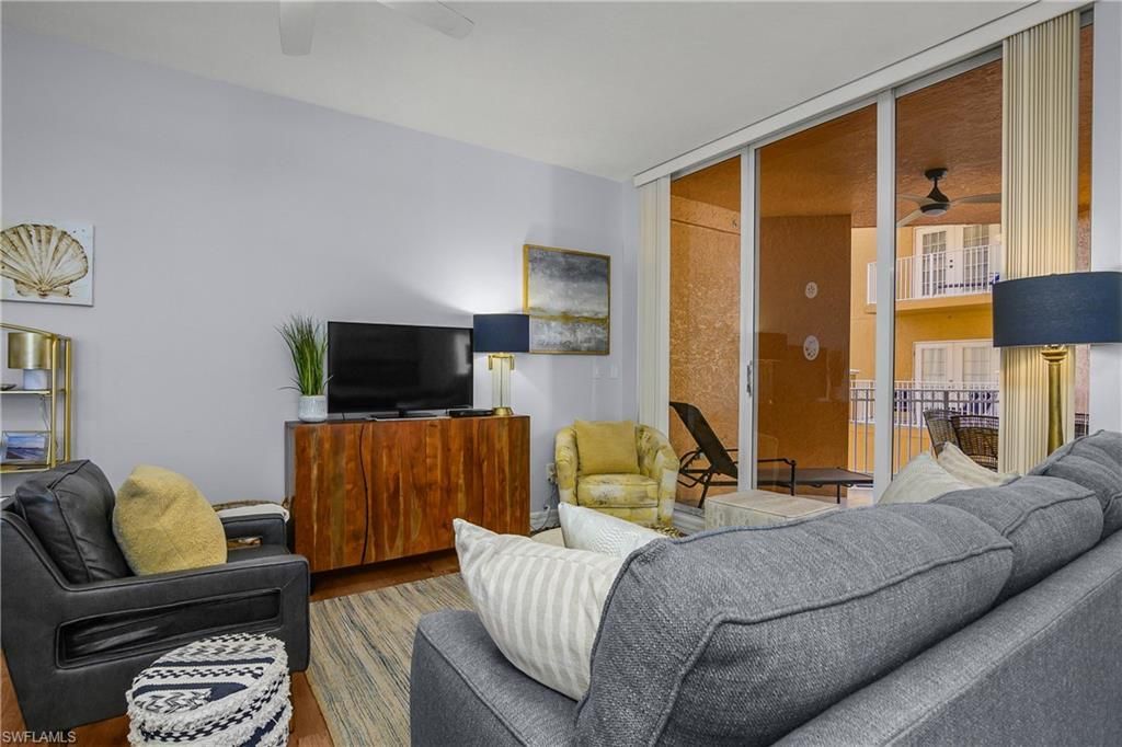 451 Bayfront Pl , Unit 5201, Naples, FL 34102 Photo