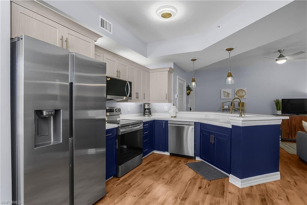 451 Bayfront Pl , Unit 5201, Naples, FL 34102 Photo