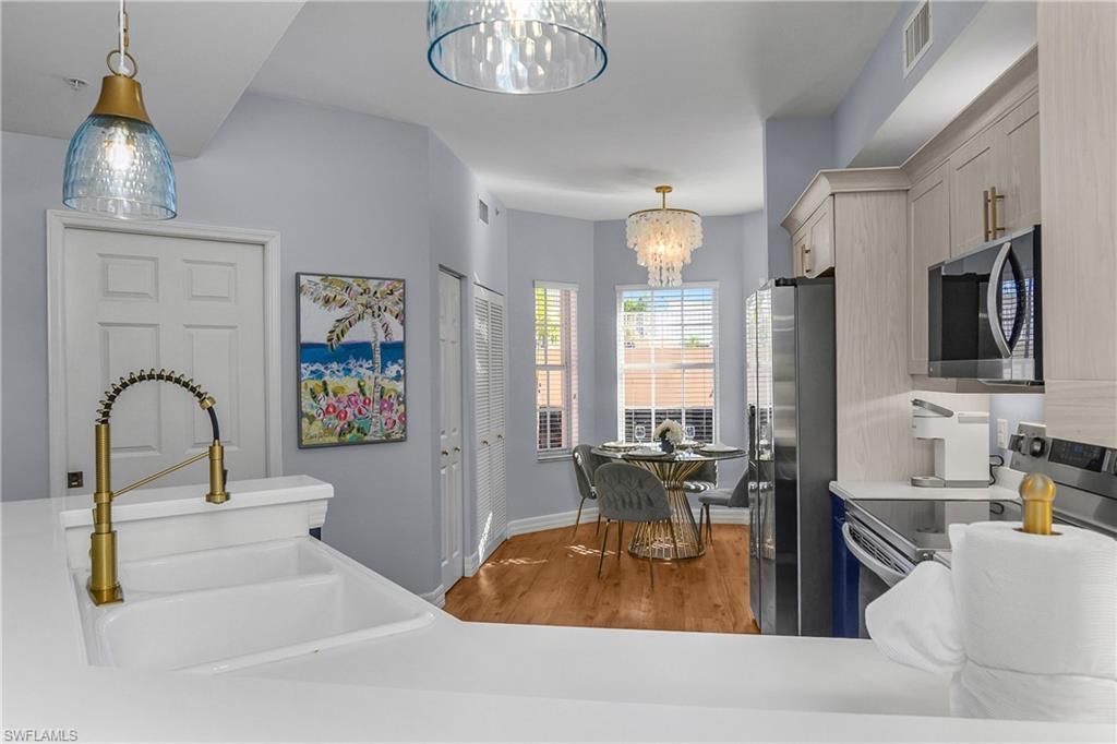 451 Bayfront Pl , Unit 5201, Naples, FL 34102 Photo